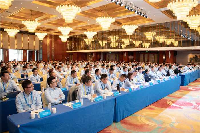 新起点、新征程、乘风破浪、砥砺前行——广发手机站·官方版在线管理层大会在南京隆重召开-1.jpg